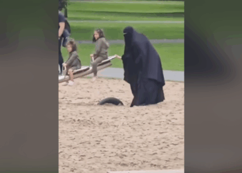 gezichtsbedekkende kleding