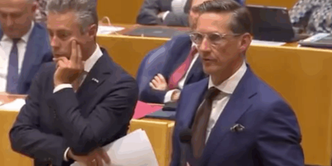 ja21 onder vuur online